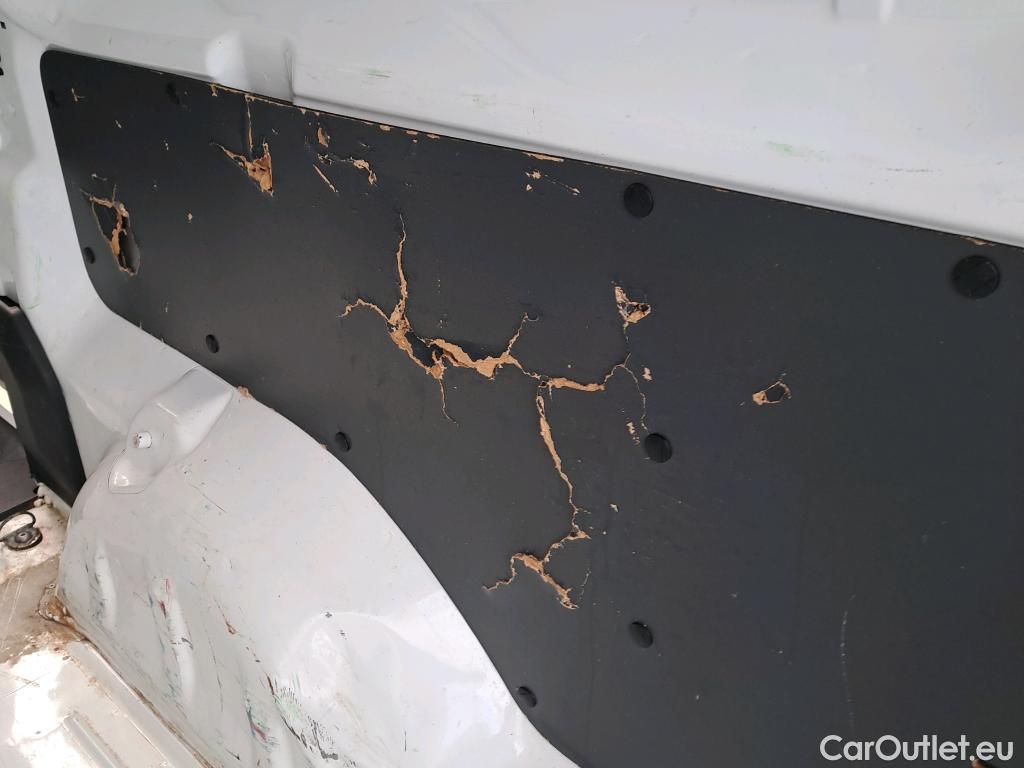  Opel  Vivaro OPEL  / 2019 / 4P / furgón 2.0 Diésel 88kW (120CV) L Inc. Select #32