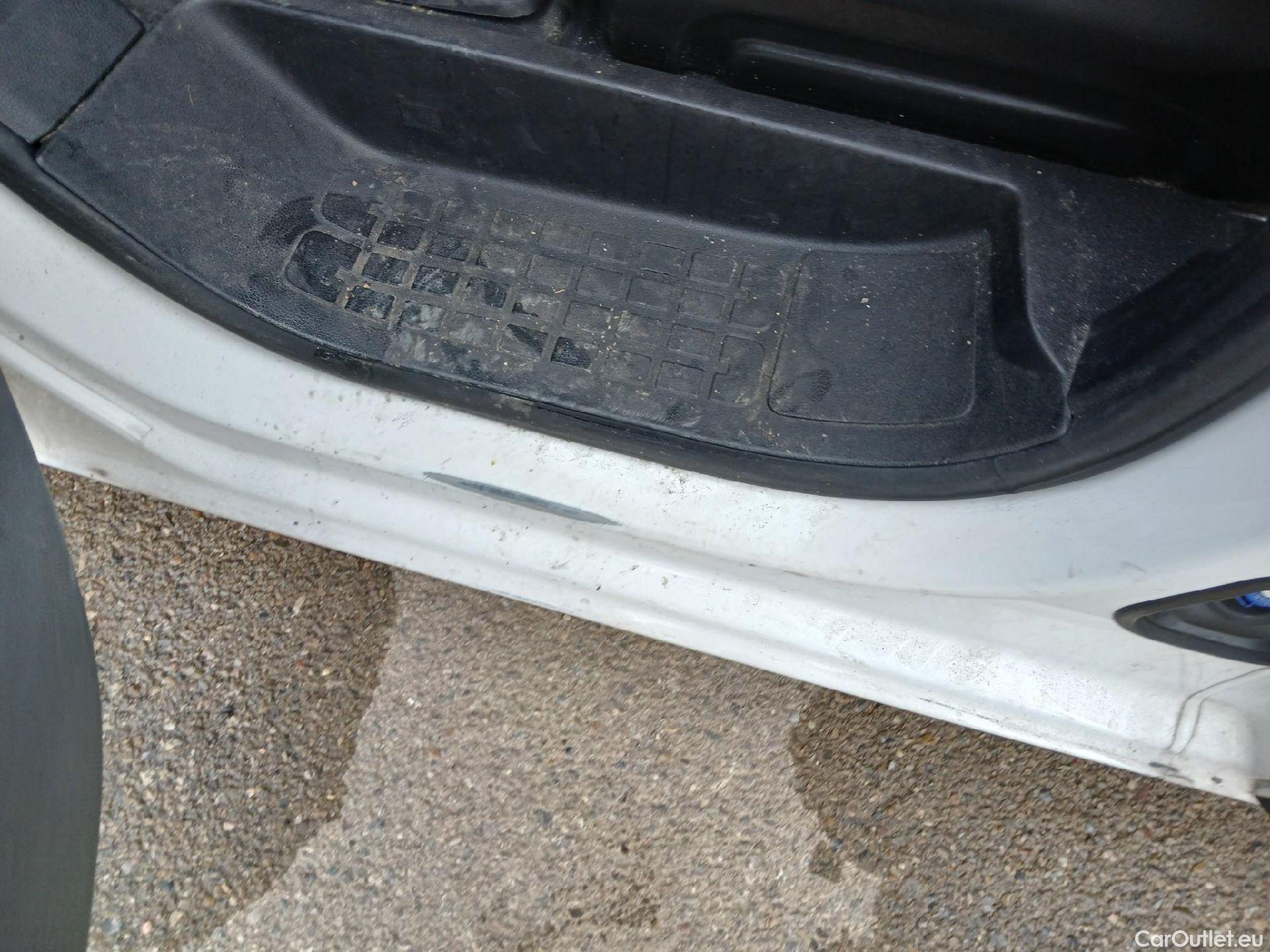  Peugeot  Expert PEUGEOT   Furgón Pro 2.0 BlueHDi 120 S&S Standard (CX) #29