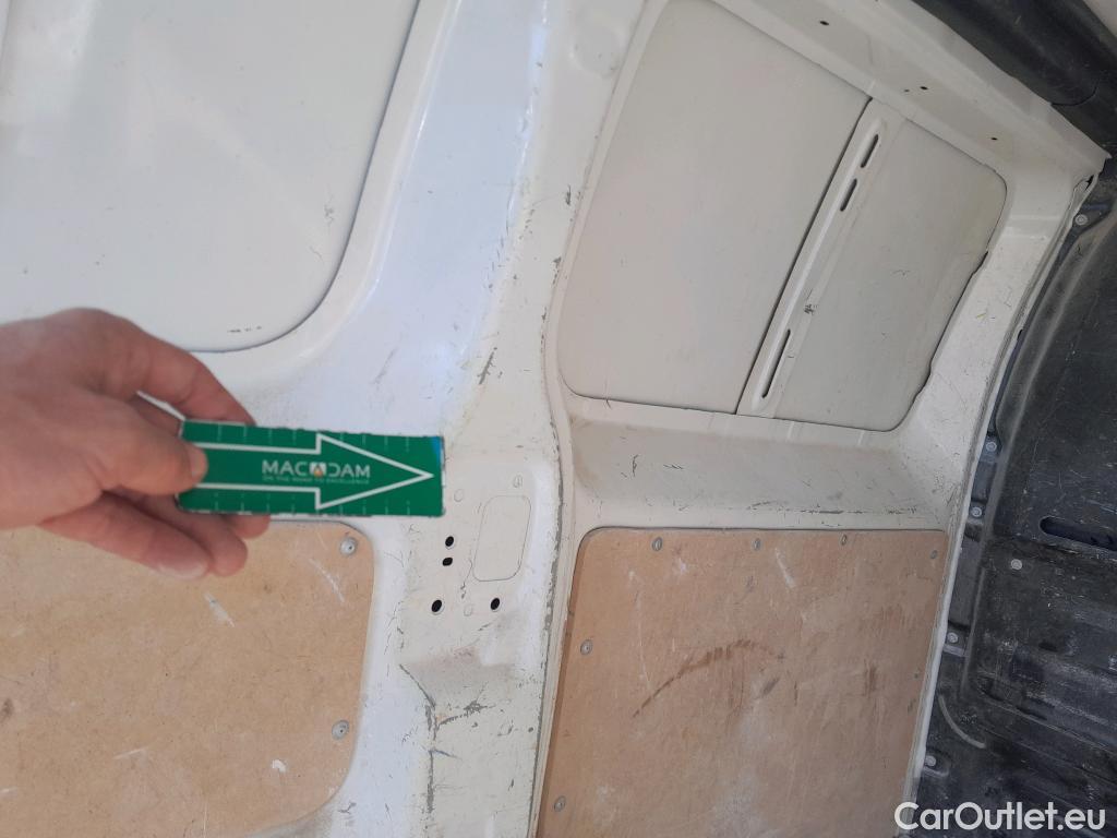  Peugeot  Expert PEUGEOT  / 2016 / 4P / furgón Furgón Premium 1.5 BlueHDi 100 Standard (AC) #13