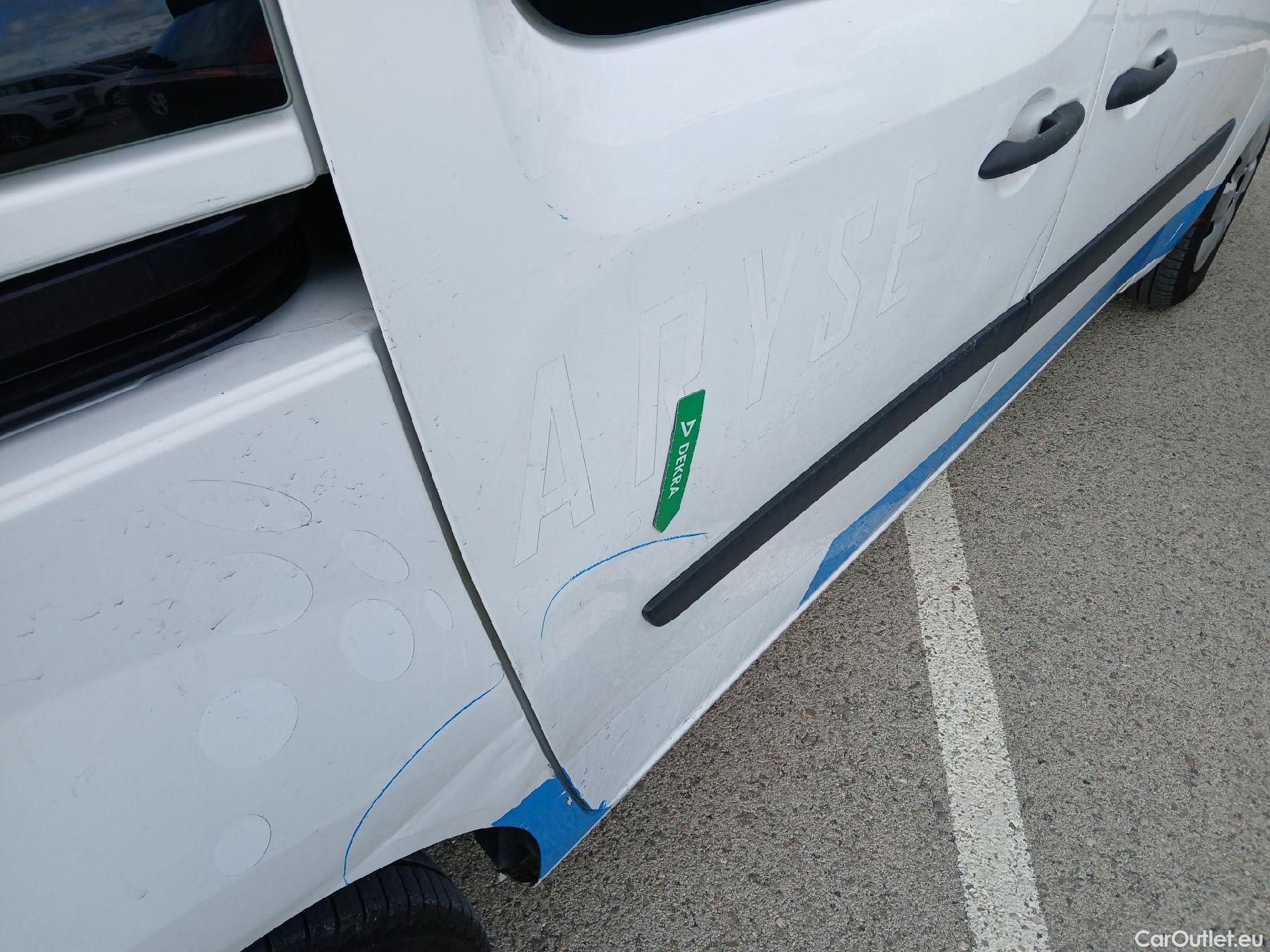  Renault  Kangoo RENAULT  Combi / 2013 / 4P / combi Profesional M1-AF Blue dCi 70 kW (95 CV) #28