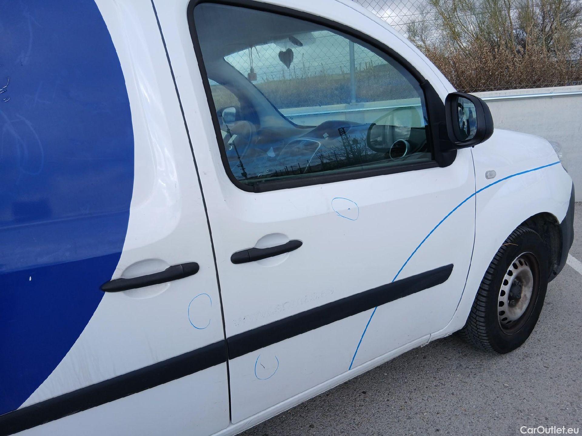  Renault  Kangoo RENAULT  Furgón/2013/3P/furgón derivado de turismo Profesional Blue dCi 70kW (95CV) (CX) #38