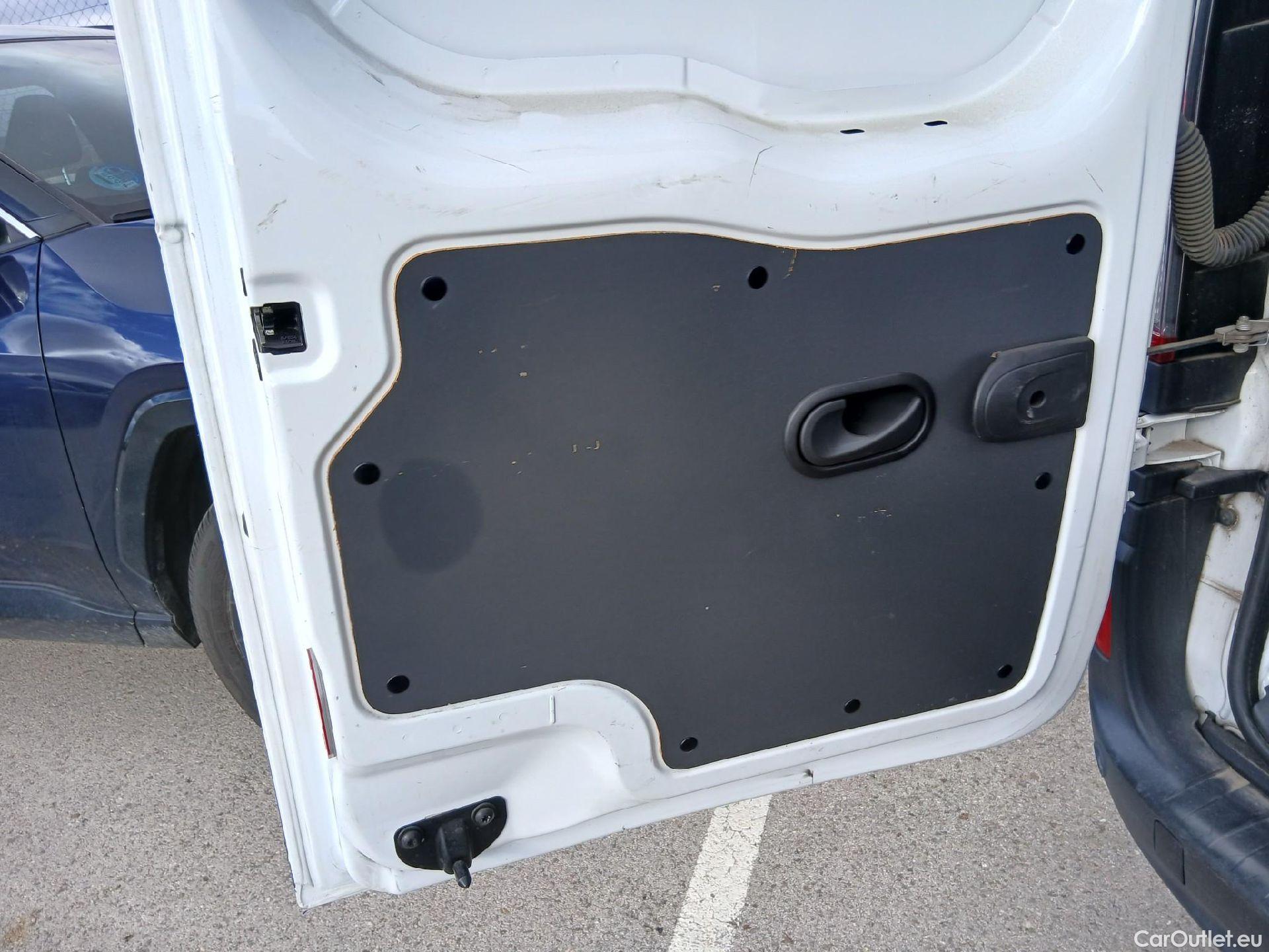  Renault  Kangoo RENAULT  Furgón/2013/3P/furgón derivado de turismo Profesional Blue dCi 70kW (95CV) (CX) #23