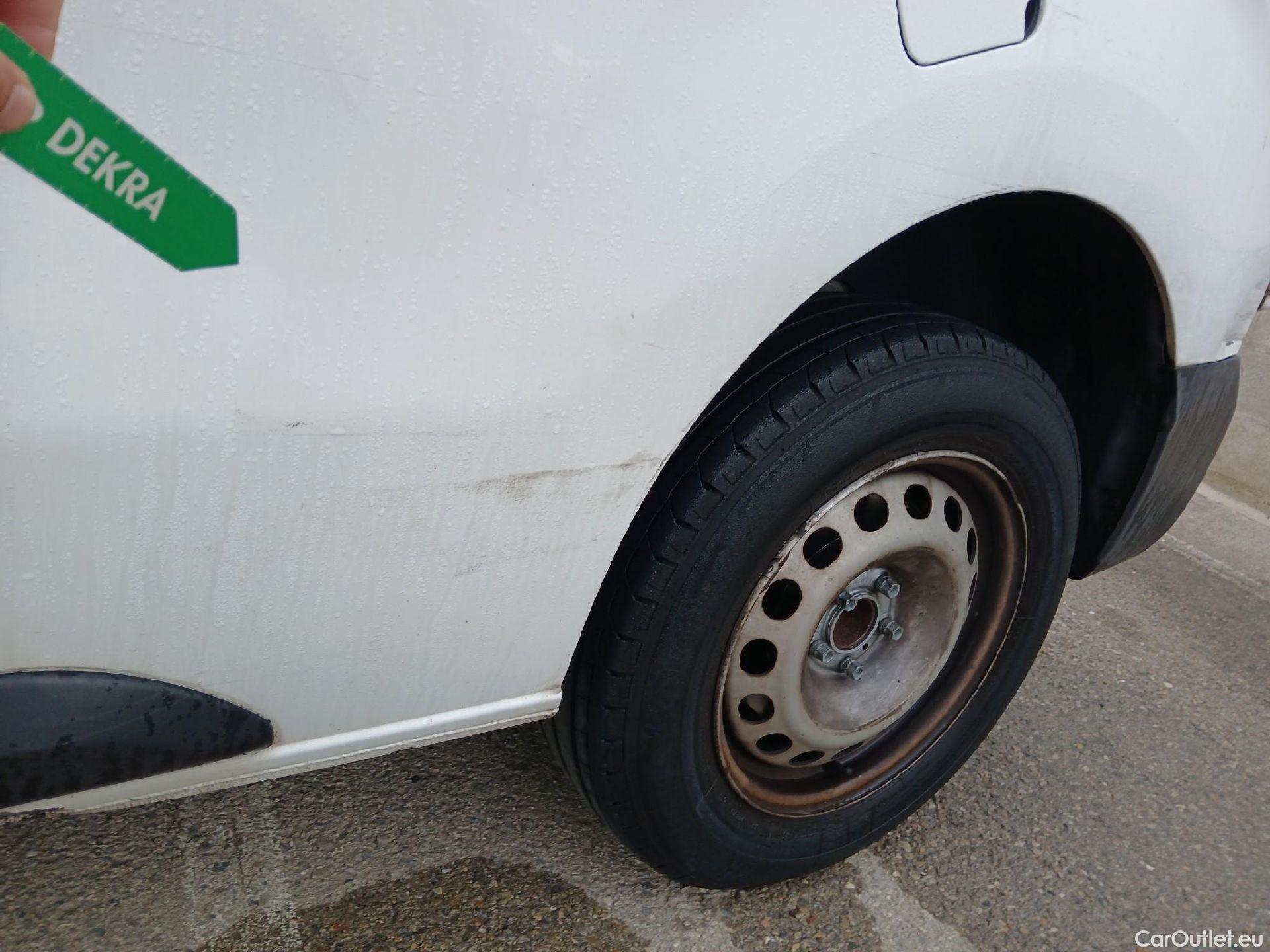  Peugeot  Expert PEUGEOT   Furgón Pro 2.0 BlueHDi 120 S&S Standard (CX) #48