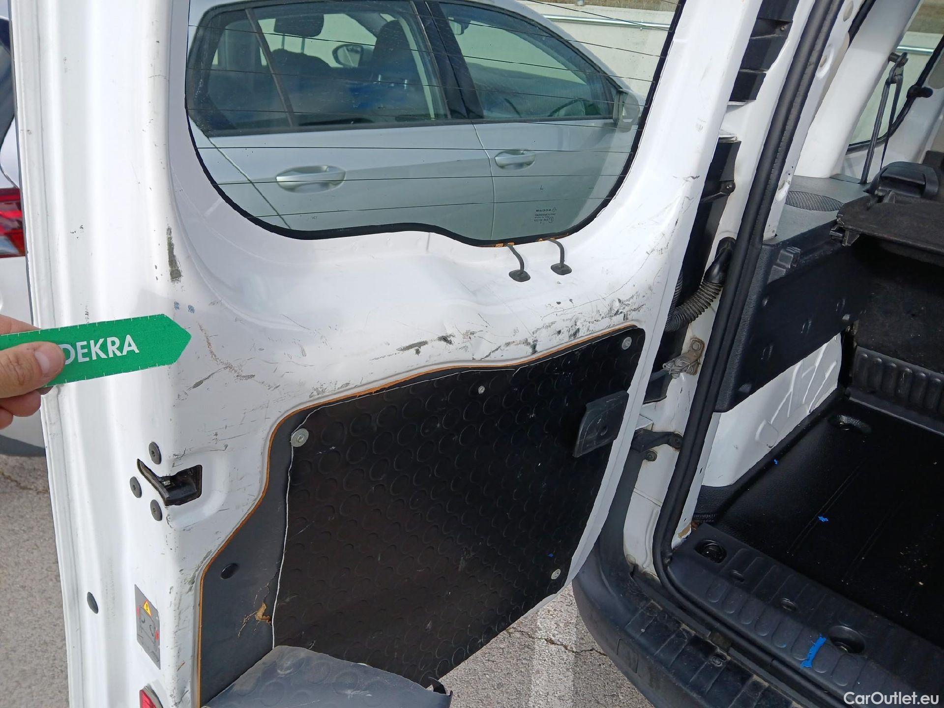  Renault  Kangoo RENAULT  Combi / 2013 / 4P / combi Profesional M1-AF Blue dCi 70 kW (95 CV) #21