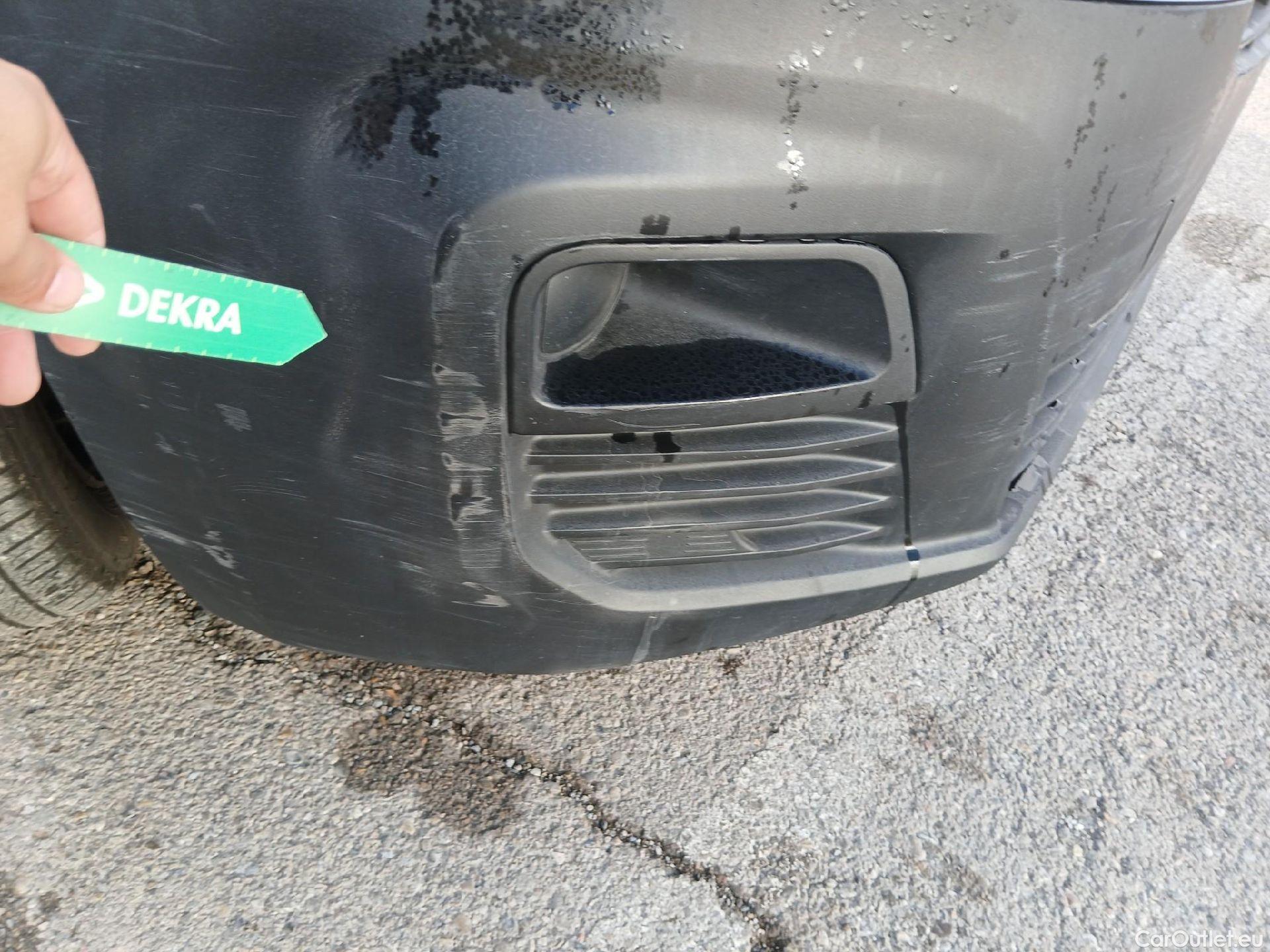  Peugeot  Partner PEUGEOT  / 2018 / 3P / furgón derivado de turismo Pro Standard 600kg BlueHDi 73kW #15