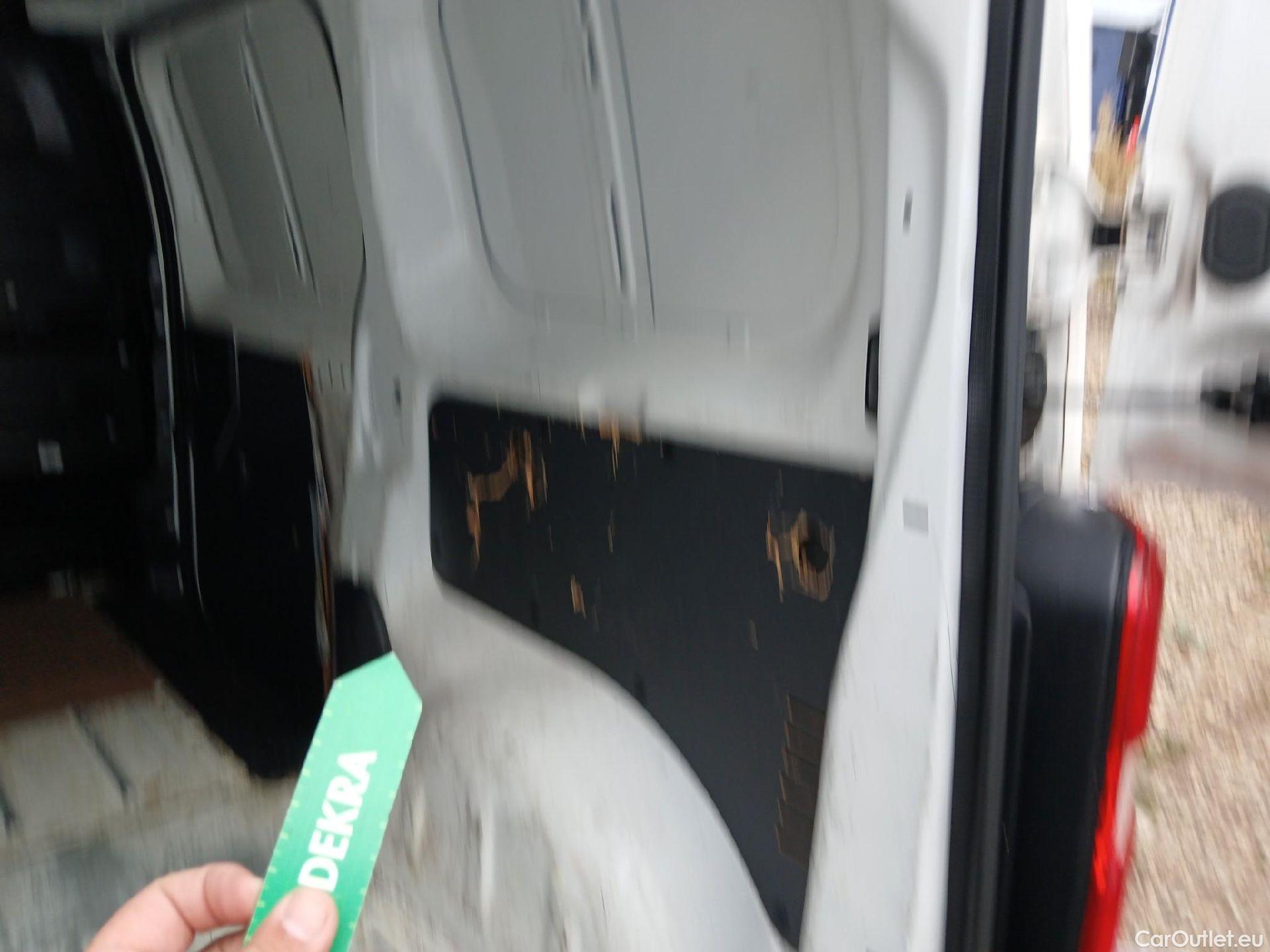  Peugeot  Expert PEUGEOT   Furgón Pro 2.0 BlueHDi 120 S&S Standard (CX) #5