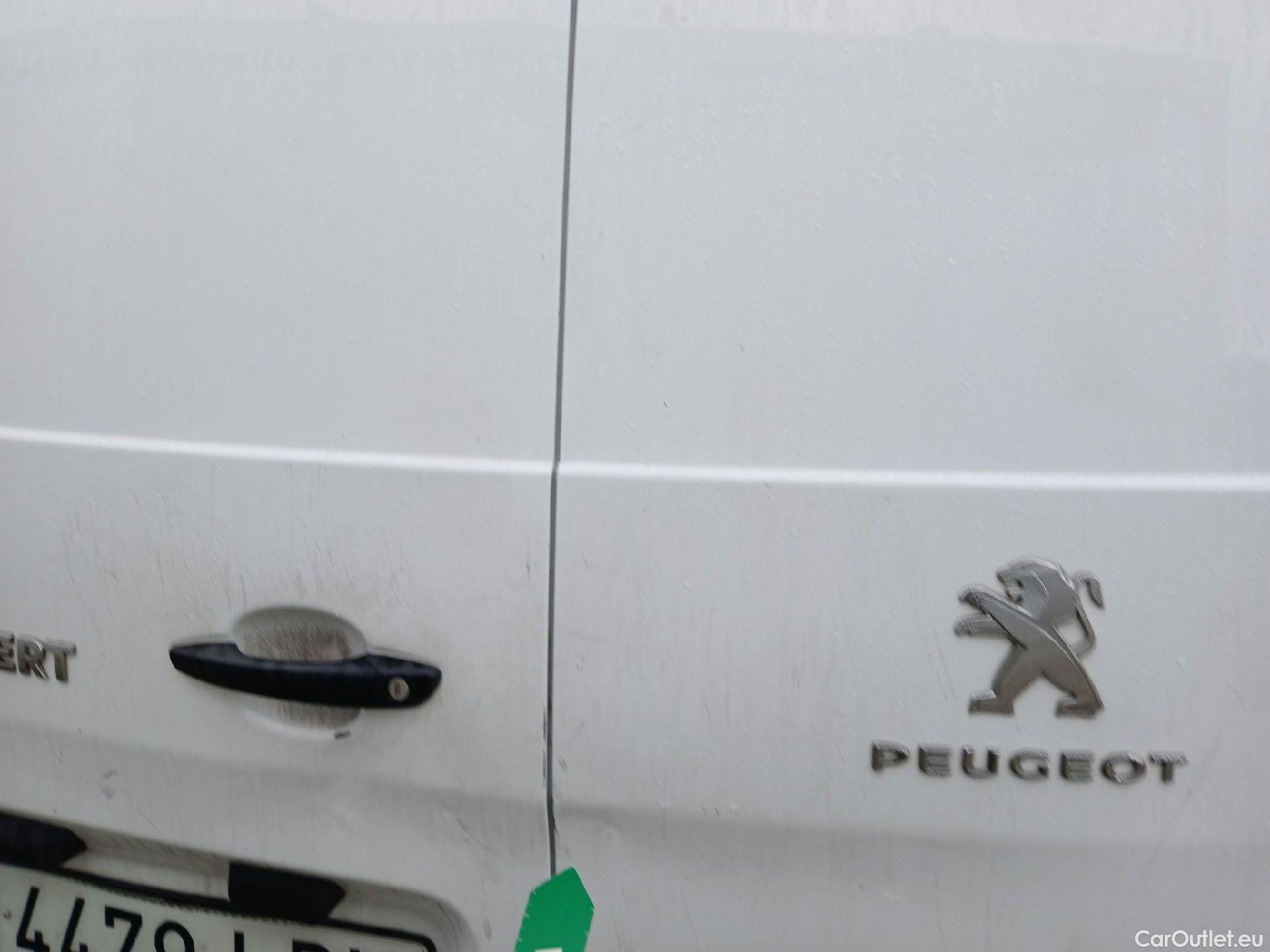  Peugeot  Expert PEUGEOT   Furgón Pro 2.0 BlueHDi 120 S&S Standard (CX) #69