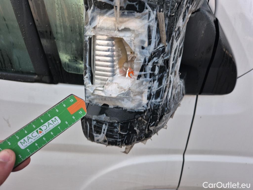  Peugeot  Boxer PEUGEOT  / 2014 / 4P / furgón 333 L2 H1 BHDI 103kW (140CV) S&S 6 V. M (AC) #2