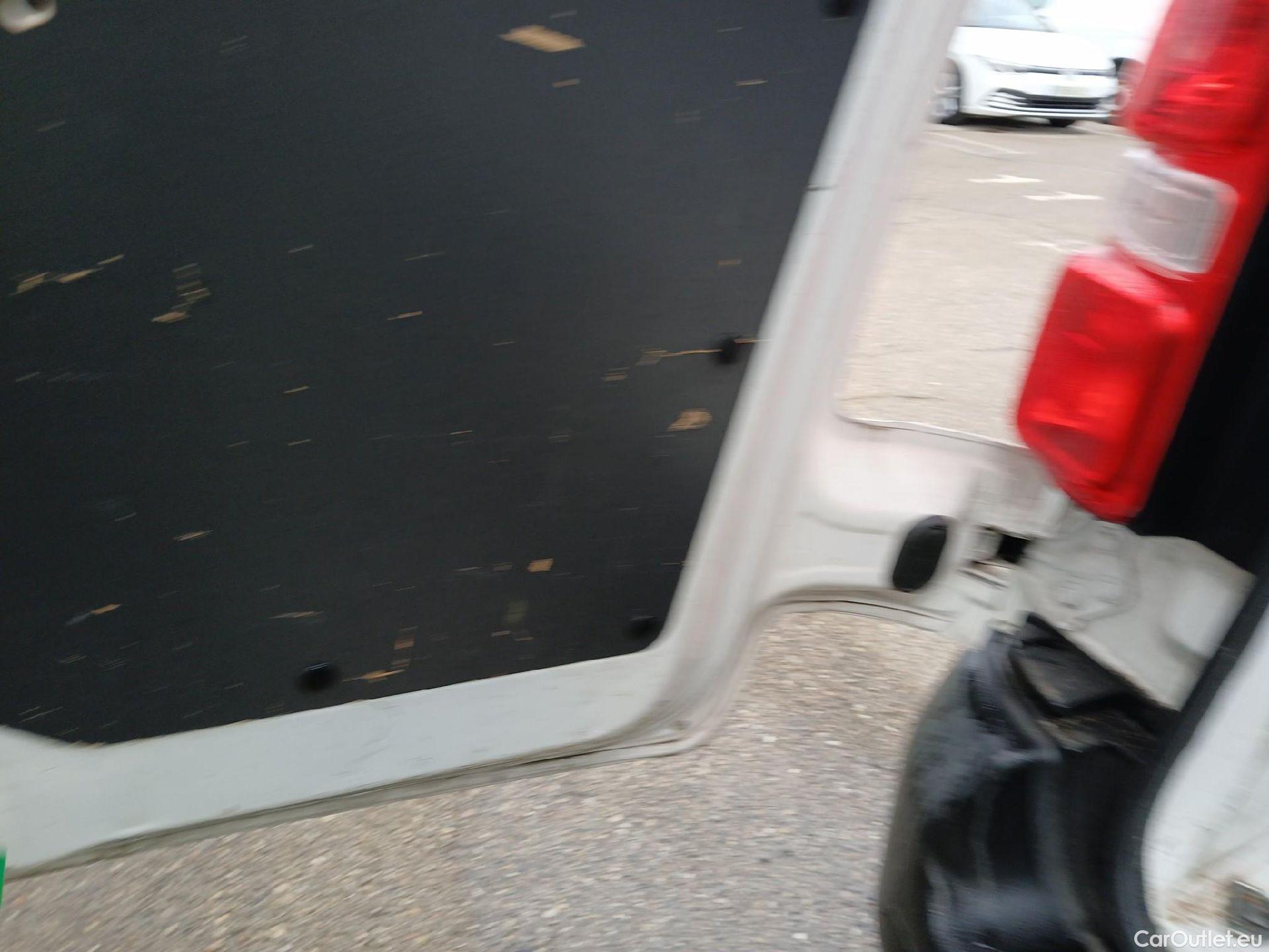  Peugeot  Expert PEUGEOT   Furgón Pro 2.0 BlueHDi 120 S&S Standard (CX) #10