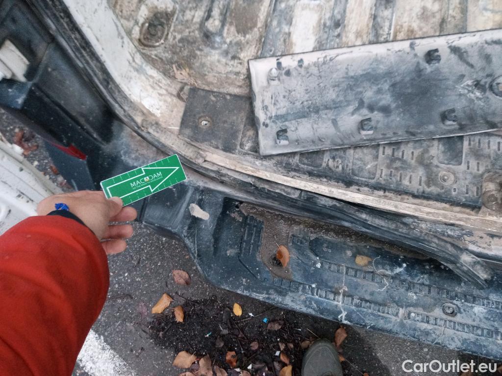  Volkswagen  Crafter VOLKSWAGEN  / 2017 / 4P / furgón 30 Furgón BM TN L3H2 2.0TDI 75kW (102CV) #35