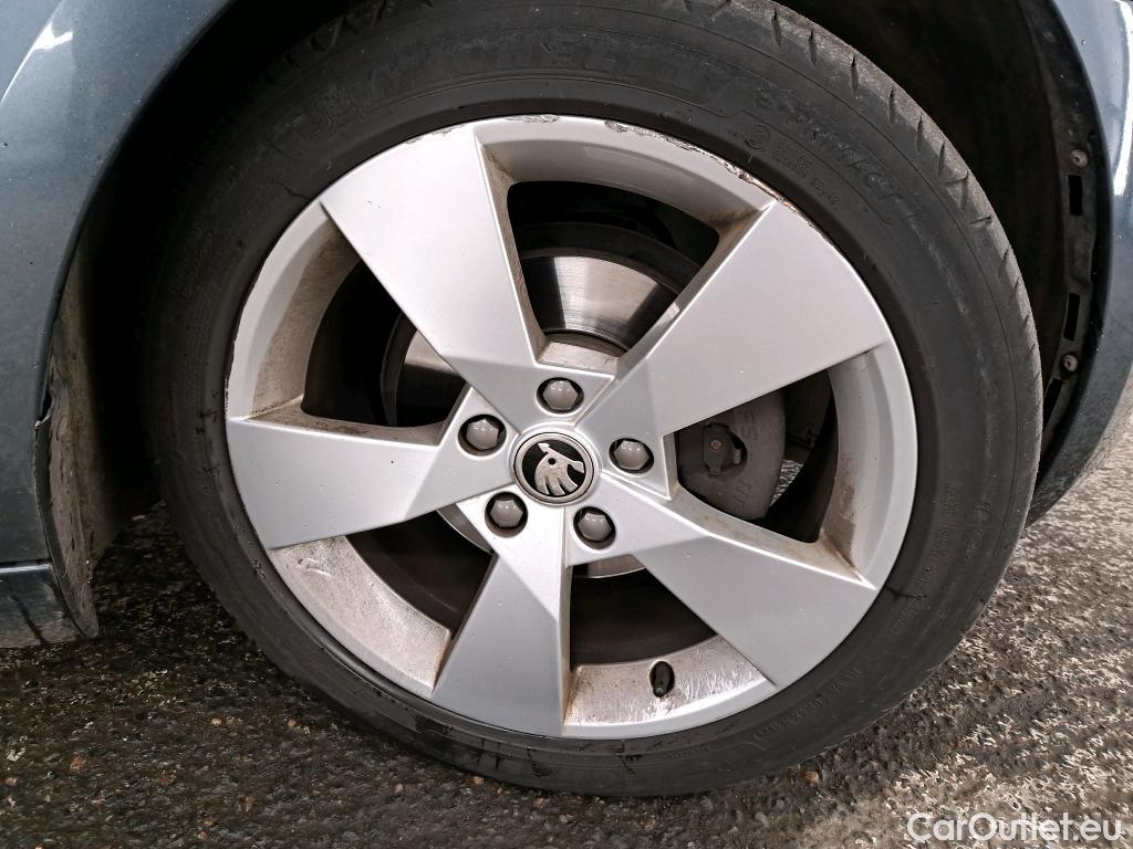  Skoda  Octavia  Combi Business 1.6 TDI 115CV BVM5 E6 #6