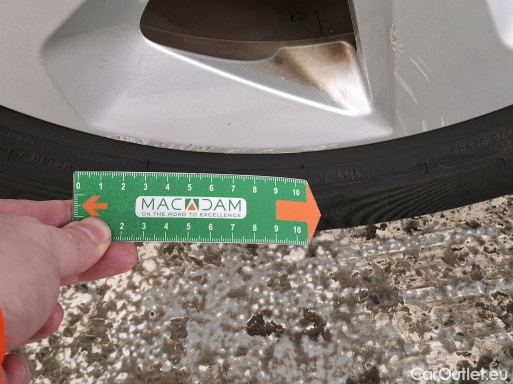  Nissan  Qashqai NISSAN  / 2017 / 5P / Crossover 1.5 DCI 115 DCT Business Edition #16