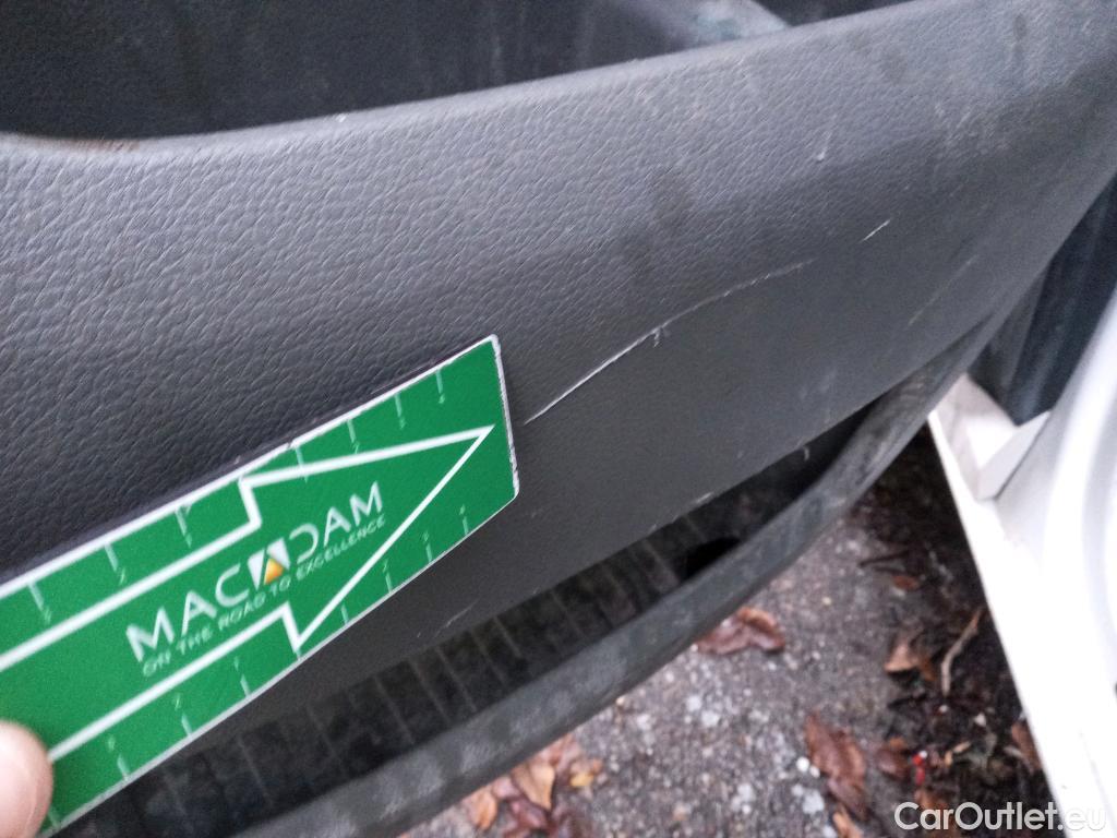  Volkswagen  Crafter VOLKSWAGEN  / 2017 / 4P / furgón 30 Furgón BM TN L3H2 2.0TDI 75kW (102CV) #57