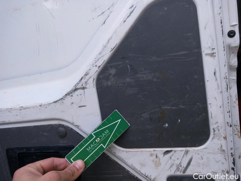  Volkswagen  Crafter VOLKSWAGEN  / 2017 / 4P / furgón 30 Furgón BM TN L3H2 2.0TDI 75kW (102CV) #56