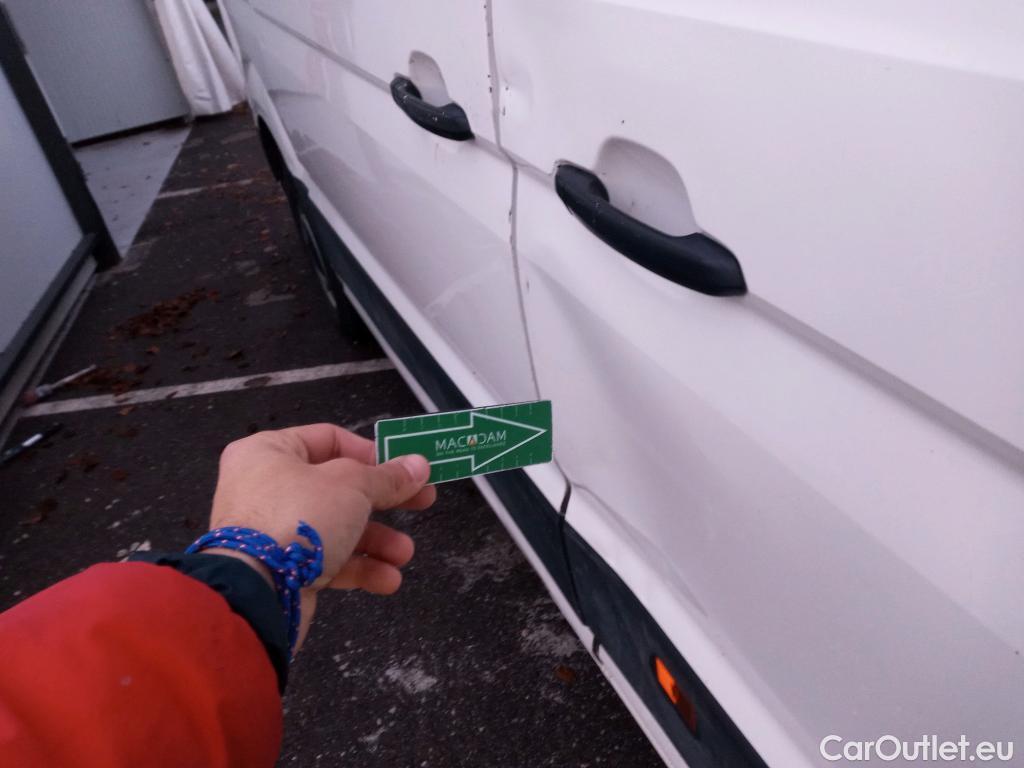  Volkswagen  Crafter VOLKSWAGEN  / 2017 / 4P / furgón 30 Furgón BM TN L3H2 2.0TDI 75kW (102CV) #14