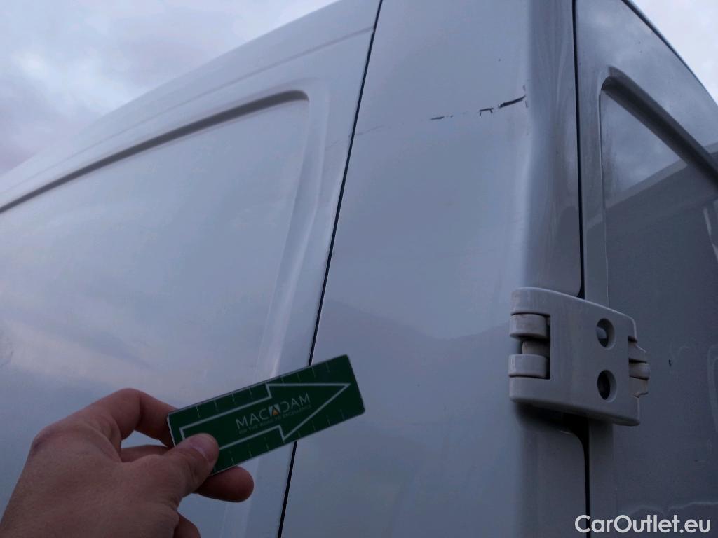  Volkswagen  Crafter VOLKSWAGEN  / 2017 / 4P / furgón 30 Furgón BM TN L3H2 2.0TDI 75kW (102CV) #32