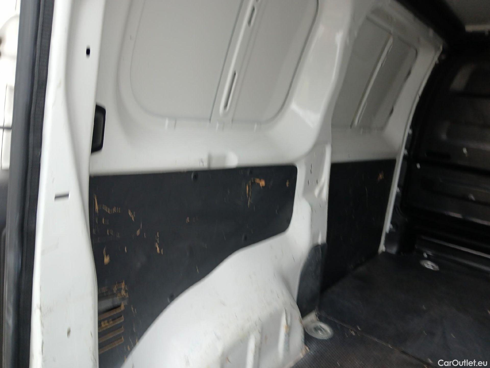  Toyota  Proace TOYOTA  / 2020 / 4P / furgón 1.5D 100CV GX 1PL 2PT L1 #9