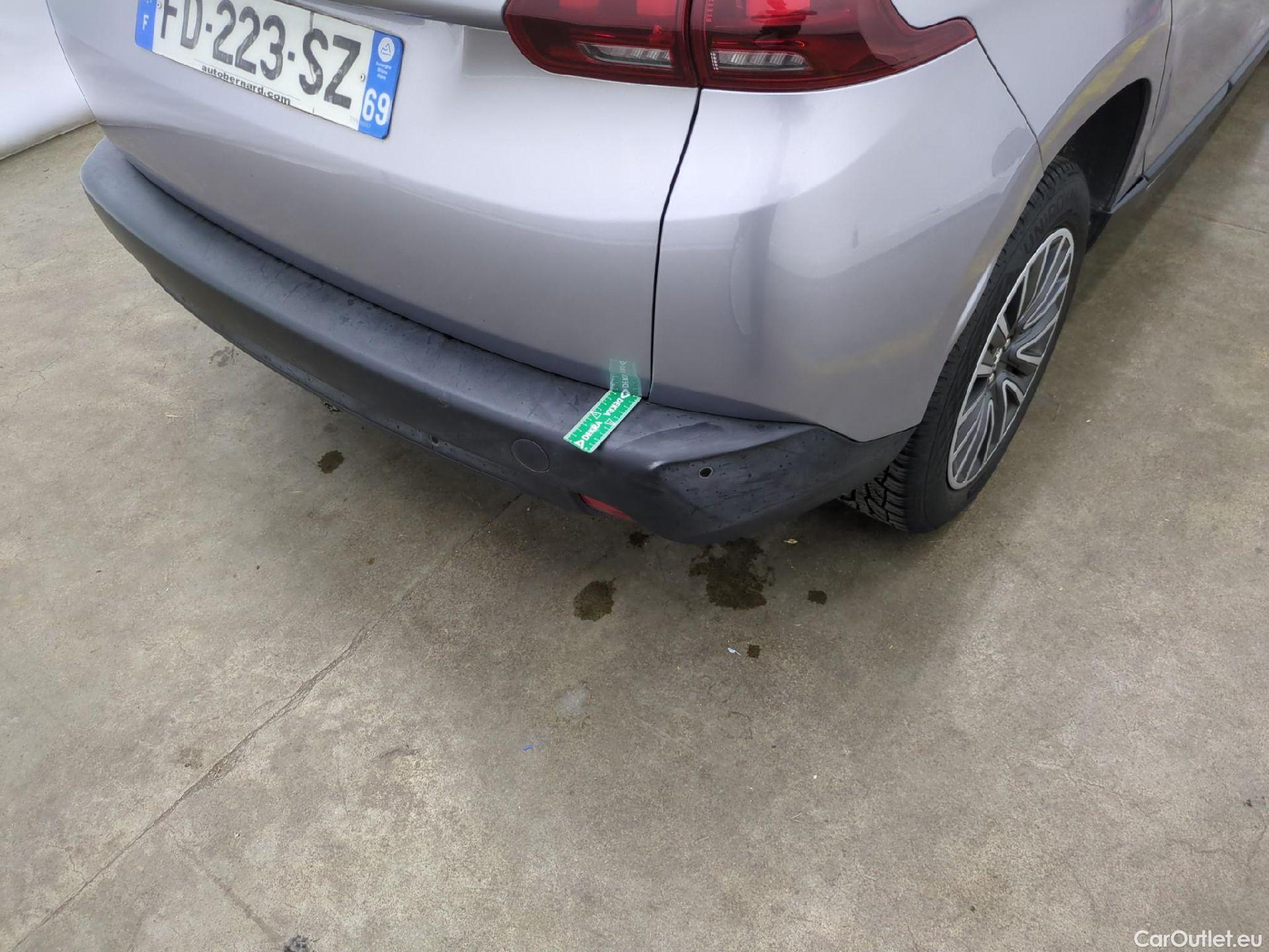  Peugeot  2008  Active Business 1.5 HDi 100CV BVM5 E6dT #31