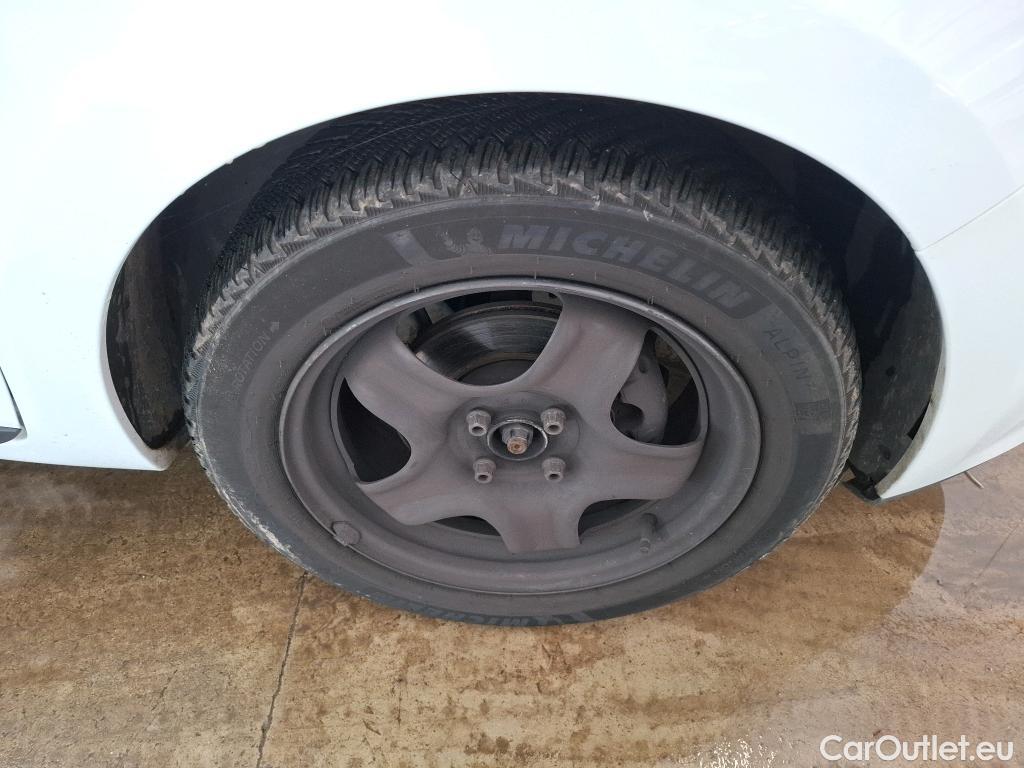  Renault  Clio RENAULT  / 2016 / 5P / Berline &Business TCe 90 #28