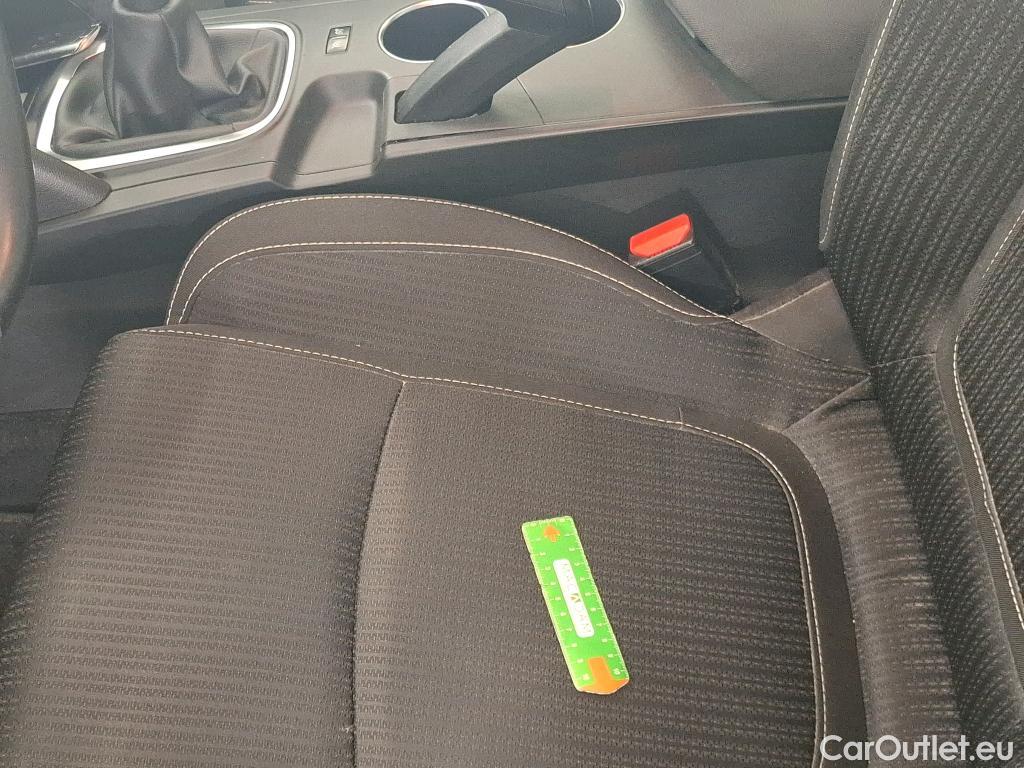  Renault  Megane  IV Grandtour Business 1.5 dCi 115CV BVM6 E6dT #27