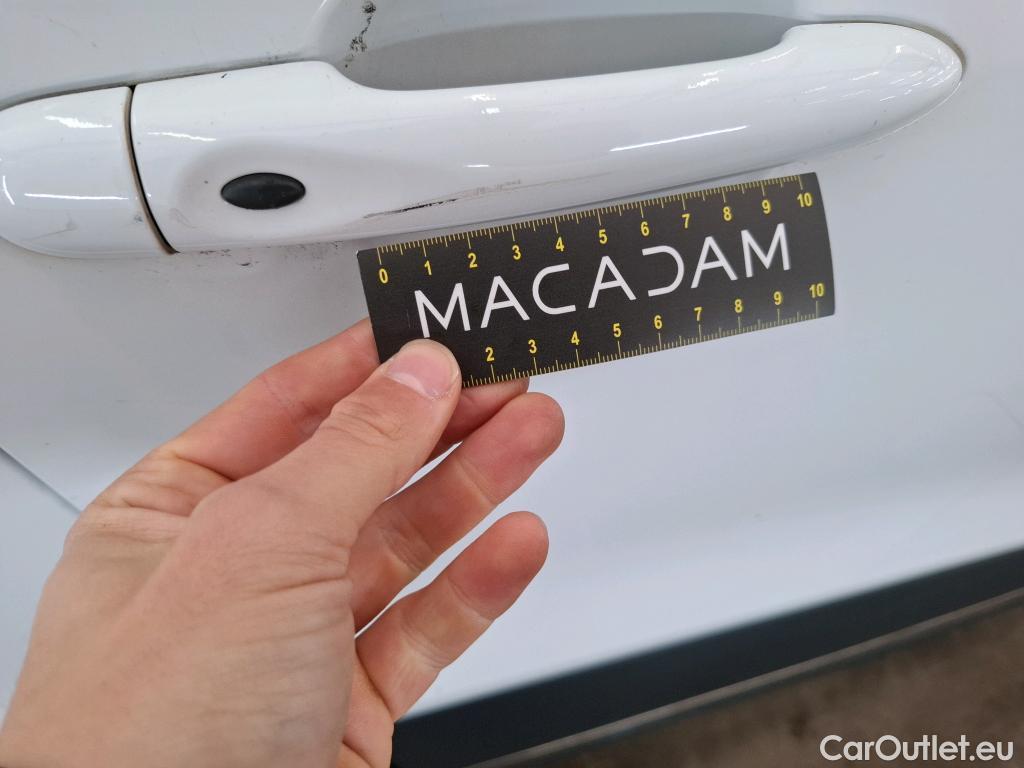  Renault  Clio RENAULT  / 2016 / 5P / Berline &Business TCe 90 #36