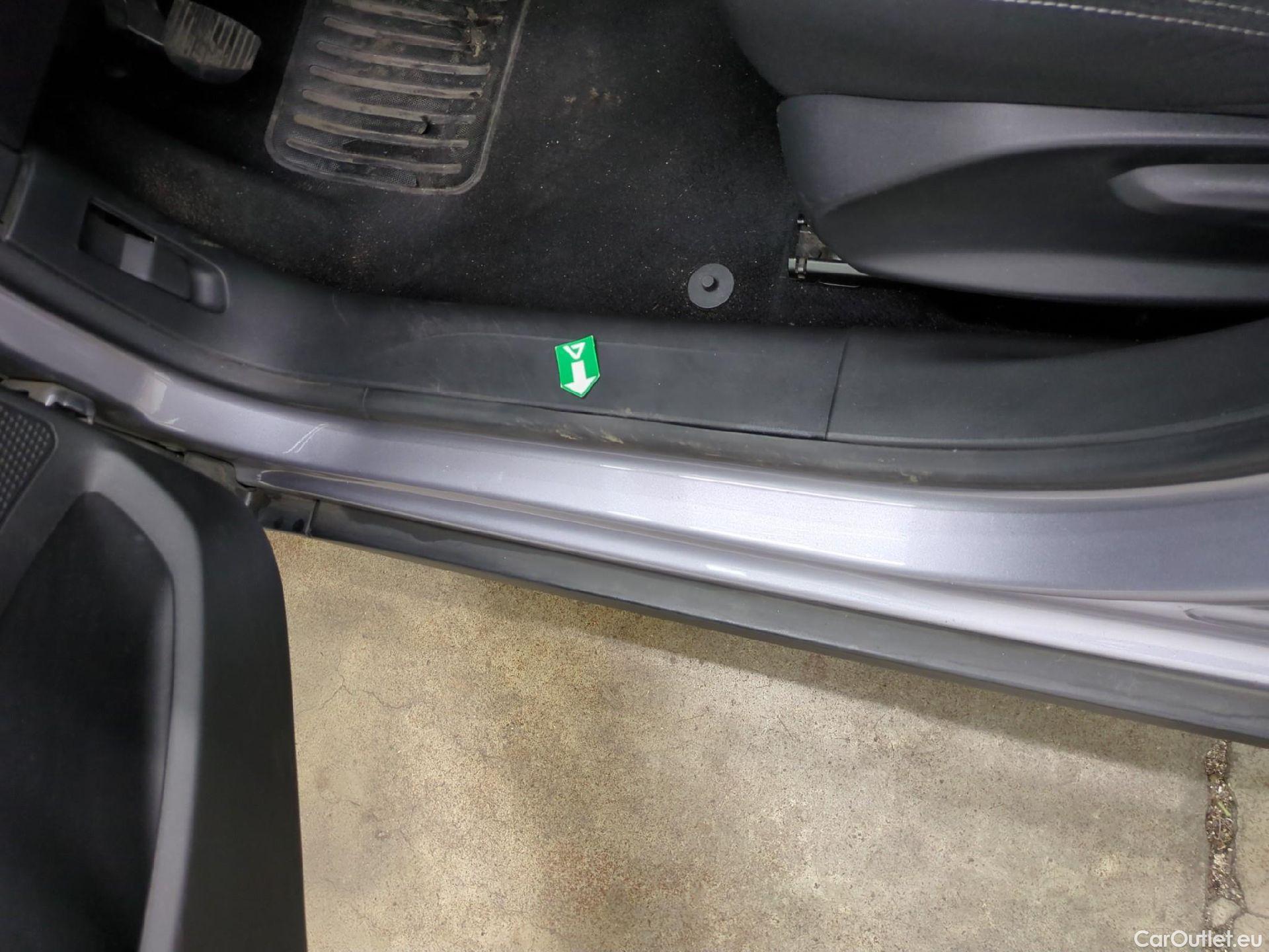  Peugeot  2008  Active Business 1.5 HDi 100CV BVM5 E6dT #8