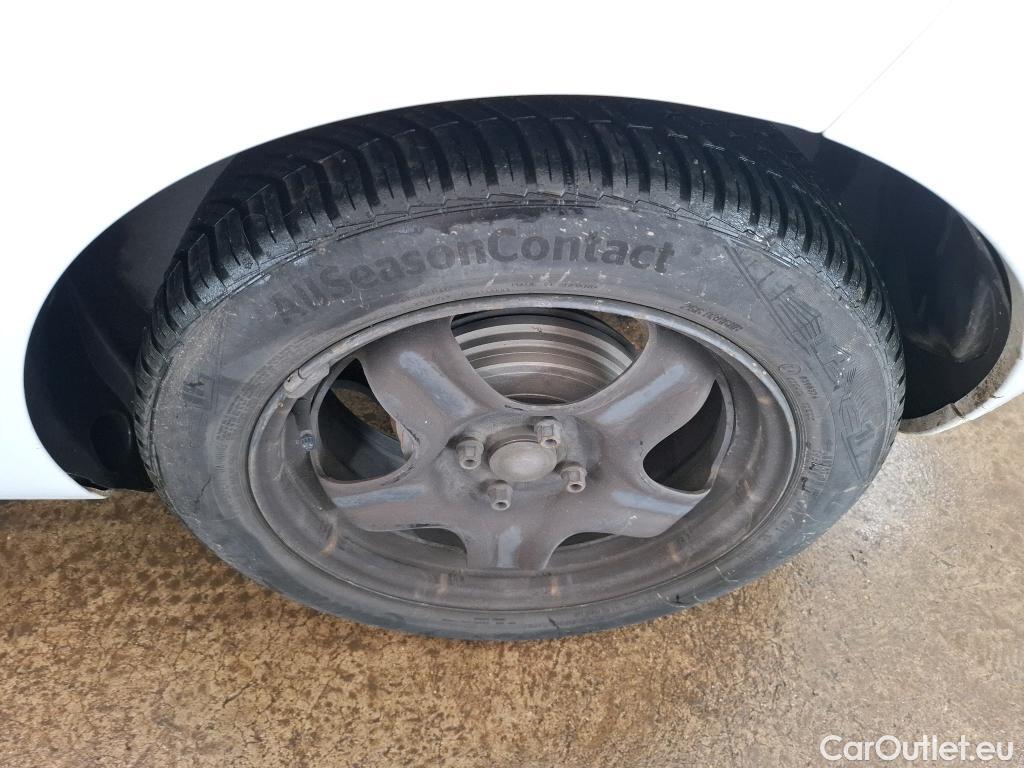  Renault  Clio RENAULT  / 2016 / 5P / Berline &Business TCe 90 #22