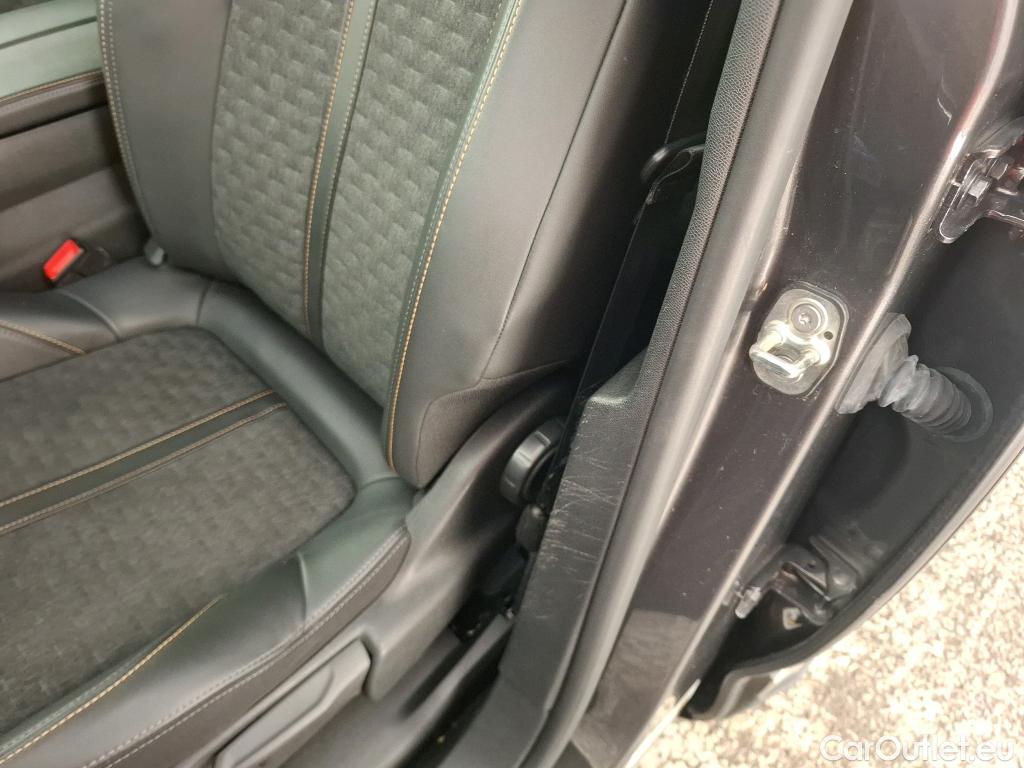  Peugeot  3008  Road Trip 1.5 HDi 130CV BVM6 E6d #3