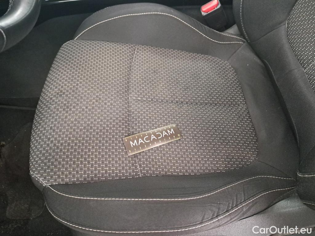  Renault  Kadjar RENAULT  / 2018 / 5P / Crossover Evolution dCi 115 EDC #8