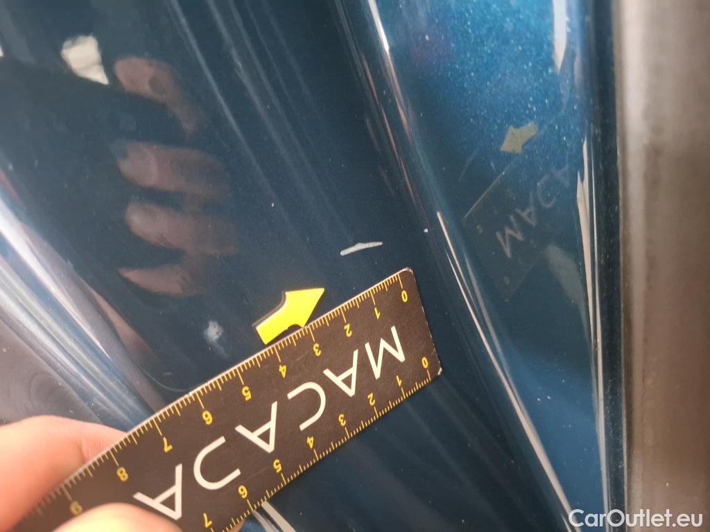  Peugeot  5008  Allure Pack 1.5 HDi 130CV BVA8 7 Sieges E6d #10