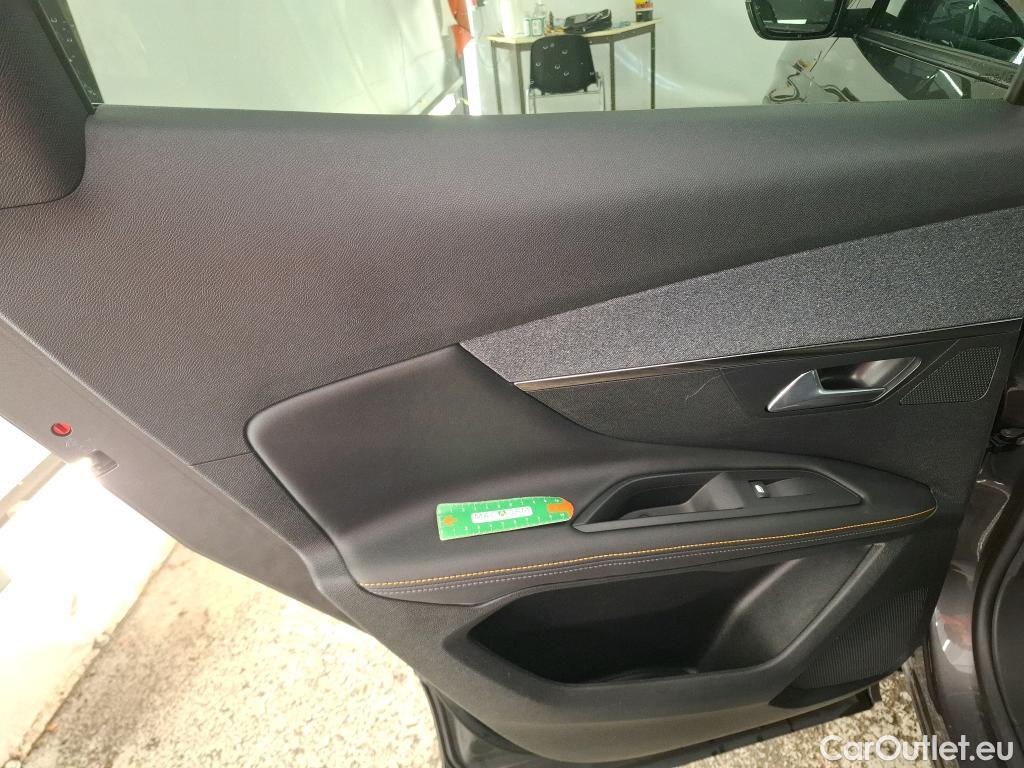  Peugeot  3008  Road Trip 1.5 HDi 130CV BVM6 E6d #9