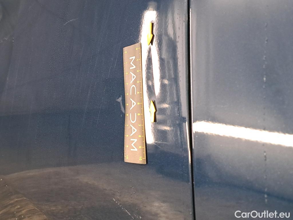  Peugeot  5008  Allure Pack 1.5 HDi 130CV BVA8 7 Sieges E6d #1