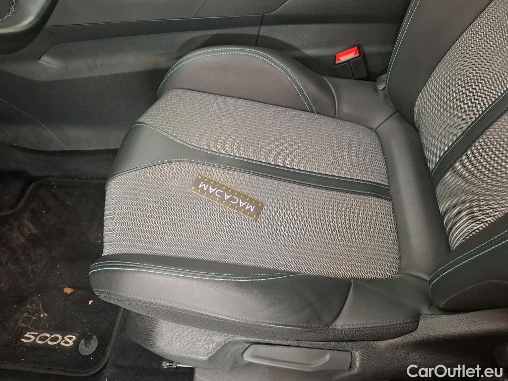  Peugeot  5008  Allure Pack 1.5 HDi 130CV BVA8 7 Sieges E6d #4