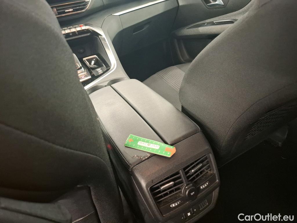  Peugeot  5008  Active Pack 1.5 HDi 130CV BVA8 7 Sieges E6d #10