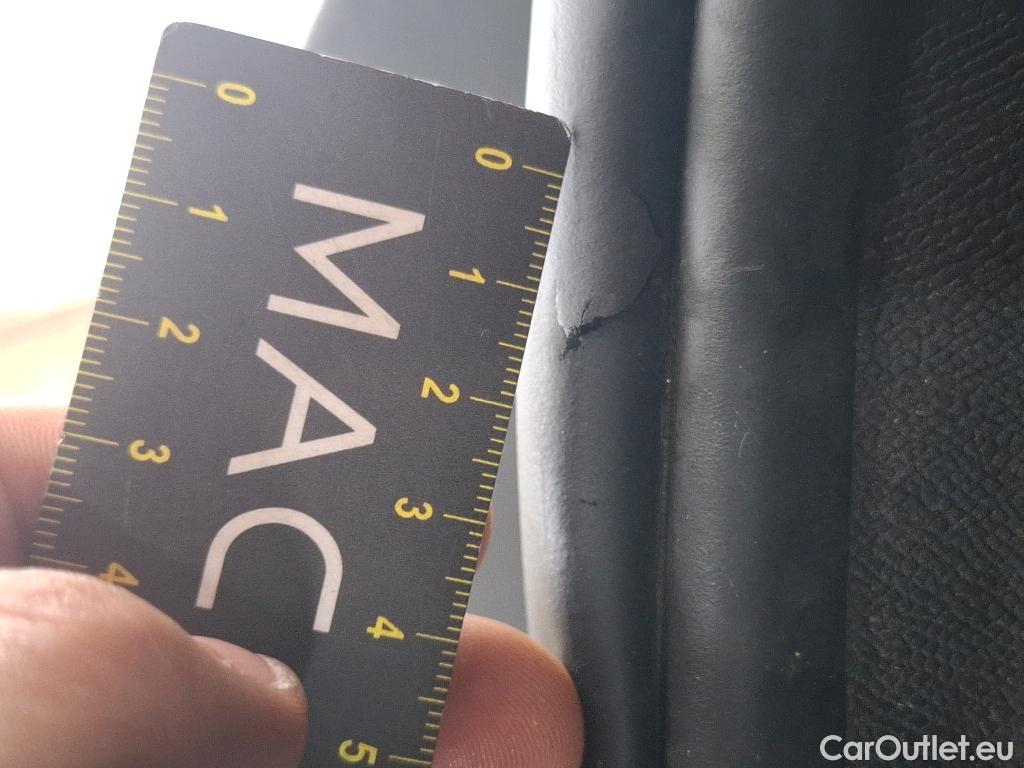  Peugeot  5008  Allure Pack 1.5 HDi 130CV BVA8 7 Sieges E6d #21