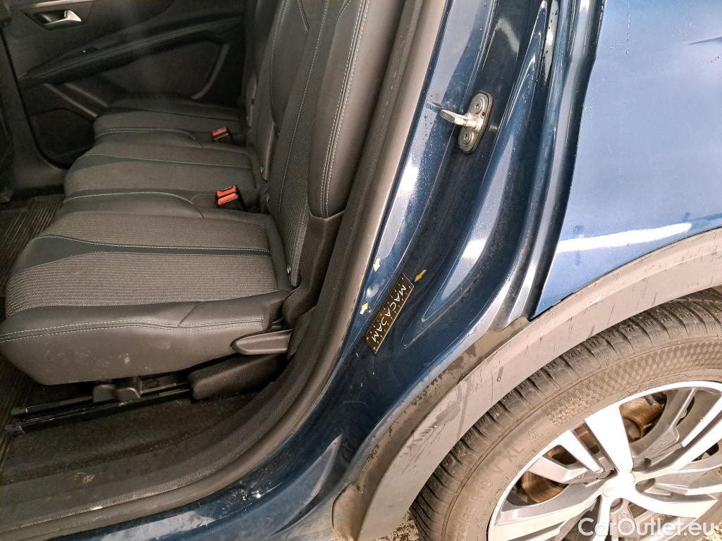  Peugeot  5008  Allure Pack 1.5 HDi 130CV BVA8 7 Sieges E6d #4