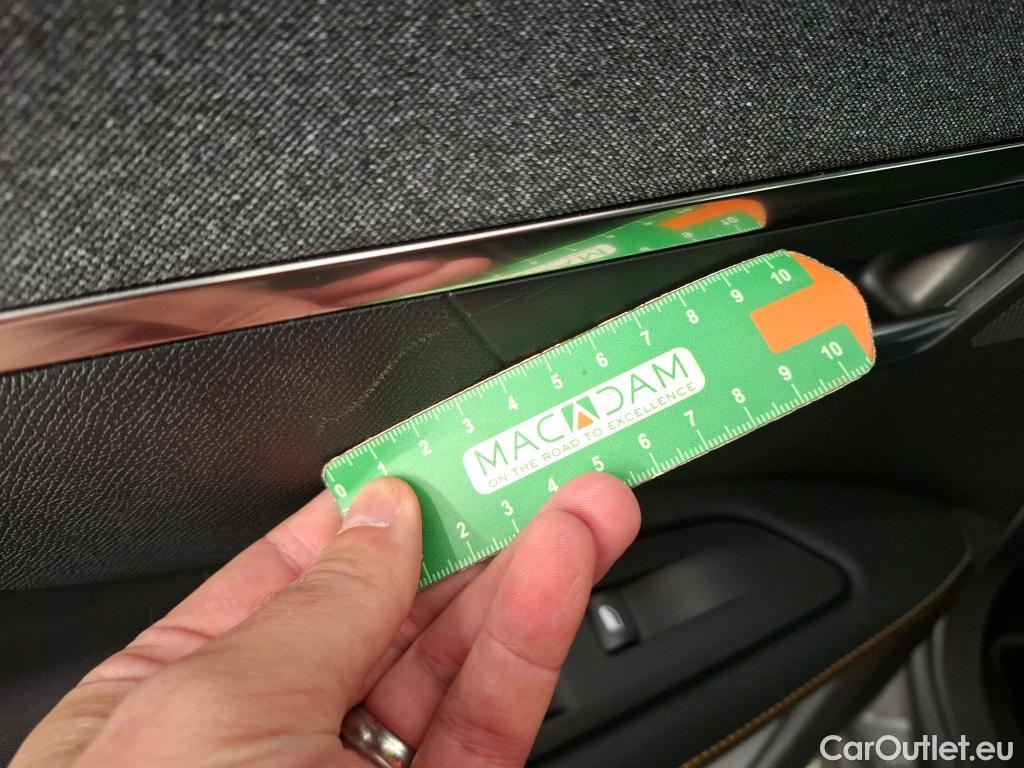  Peugeot  3008  Road Trip 1.5 HDi 130CV BVM6 E6d #10