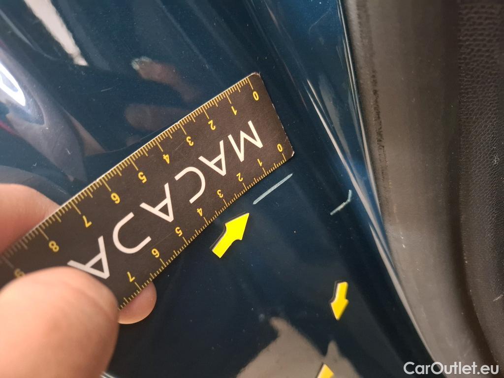  Peugeot  5008  Allure Pack 1.5 HDi 130CV BVA8 7 Sieges E6d #9