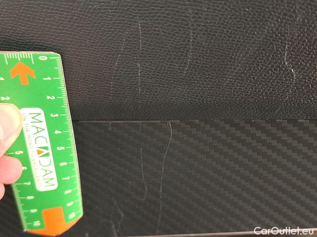  Peugeot  5008  Active Pack 1.5 HDi 130CV BVA8 7 Sieges E6d #2