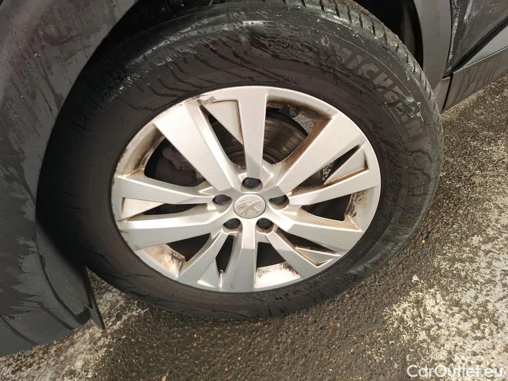  Peugeot  5008  Active Pack 1.5 HDi 130CV BVA8 7 Sieges E6d #16