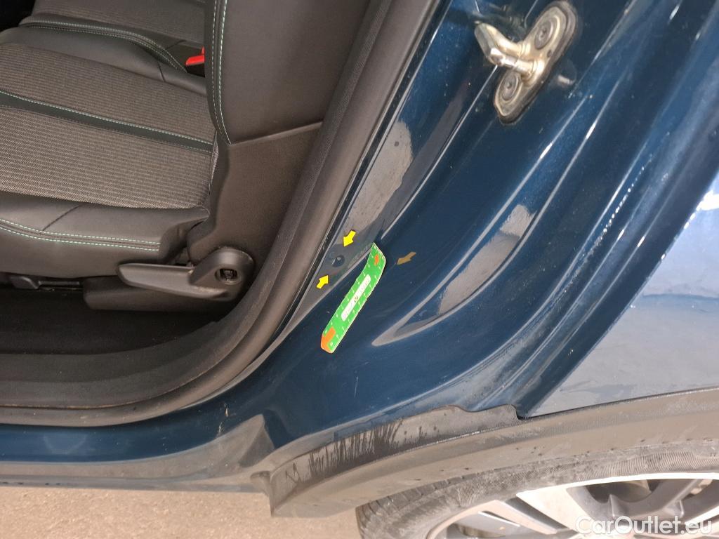  Peugeot  5008  Allure 1.5 HDi 130CV BVA8 7 Sieges E6d #15