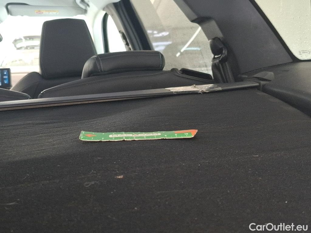  Peugeot  5008  Allure 1.5 HDi 130CV BVA8 7 Sieges E6d #14