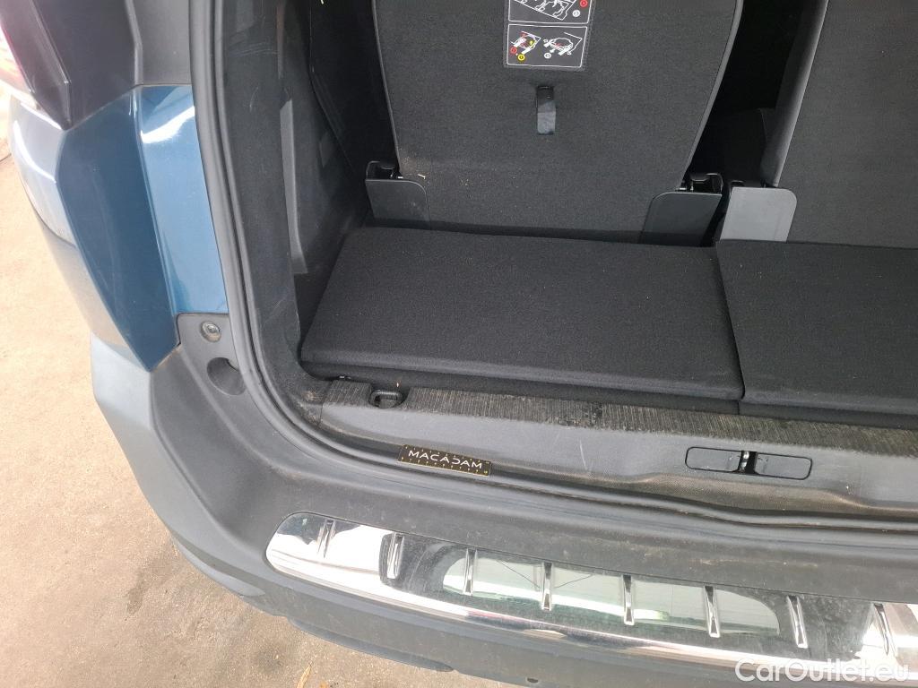  Peugeot  5008  Allure Pack 1.5 HDi 130CV BVA8 7 Sieges E6d #20