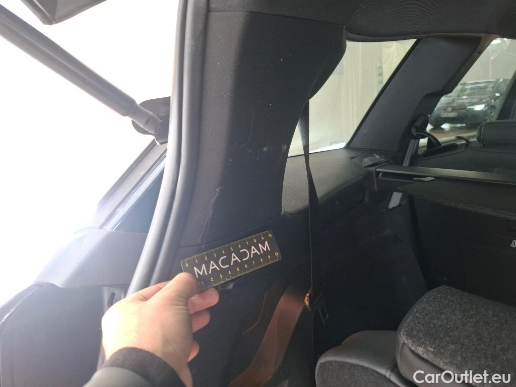  Peugeot  5008  Allure Pack 1.5 HDi 130CV BVA8 7 Sieges E6d #25