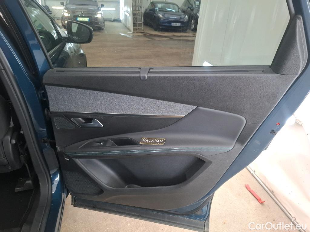  Peugeot  5008  Allure Pack 1.5 HDi 130CV BVA8 7 Sieges E6d #22