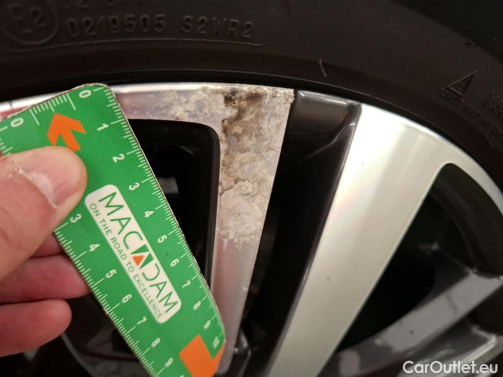  Peugeot  3008  Road Trip 1.5 HDi 130CV BVM6 E6d #8