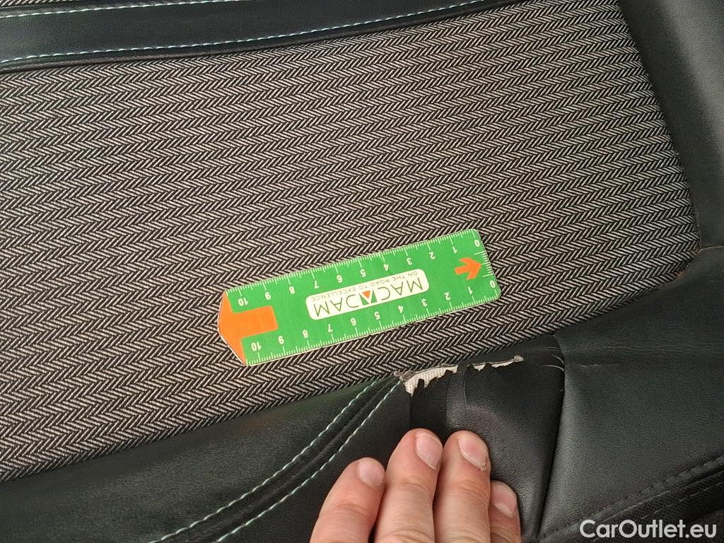  Peugeot  5008  Allure 1.5 HDi 130CV BVA8 7 Sieges E6d #9