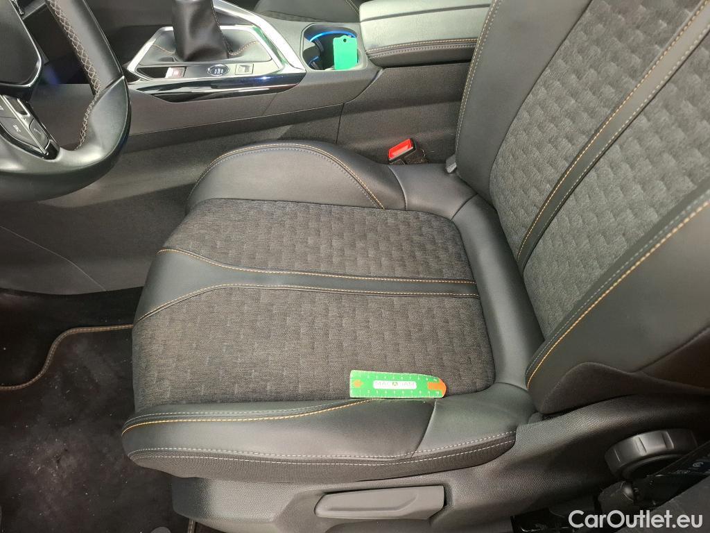  Peugeot  3008  Road Trip 1.5 HDi 130CV BVM6 E6d #1