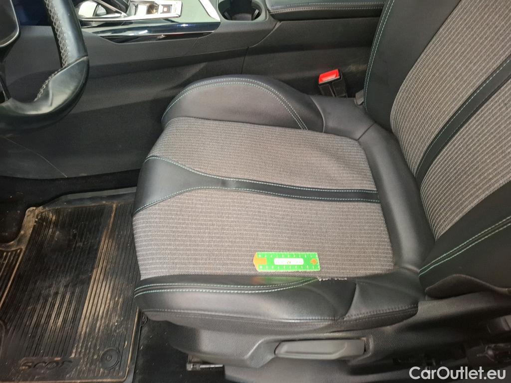  Peugeot  5008  Allure 1.5 HDi 130CV BVA8 7 Sieges E6d #8