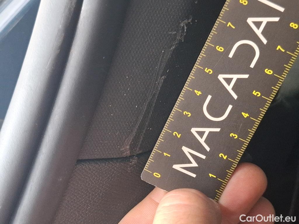  Peugeot  5008  Allure Pack 1.5 HDi 130CV BVA8 7 Sieges E6d #26